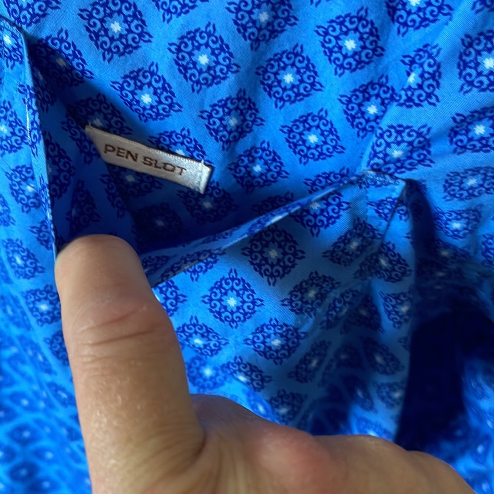 LIKE NEW ARIAT LONG SLEEVE SHIRT. Size L. Blue. EXCELLENT CONDITION. - Picture 3 of 12